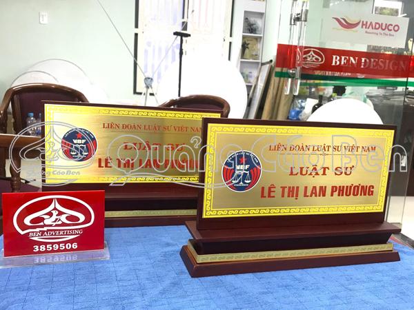 Bảng chức danh 10