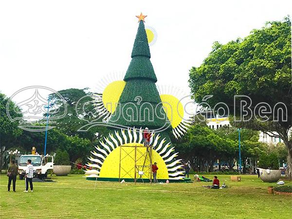 Trang trí cửa hàng 08