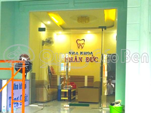 Trang trí cửa hàng 10