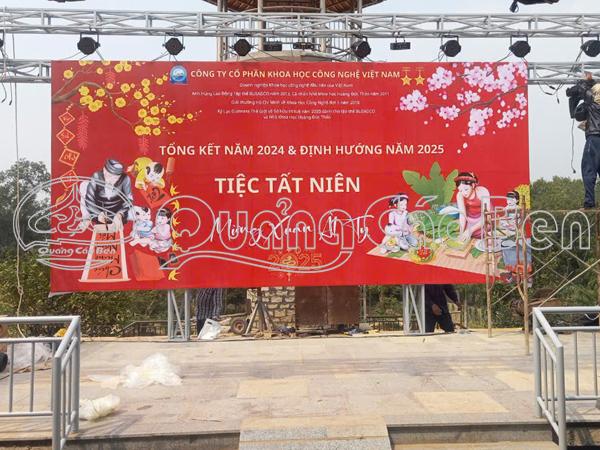 Mẫu Standee 11